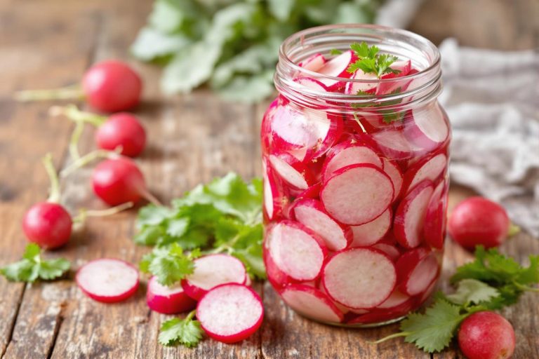 Pickles express de radis pour l’apéro.jpg